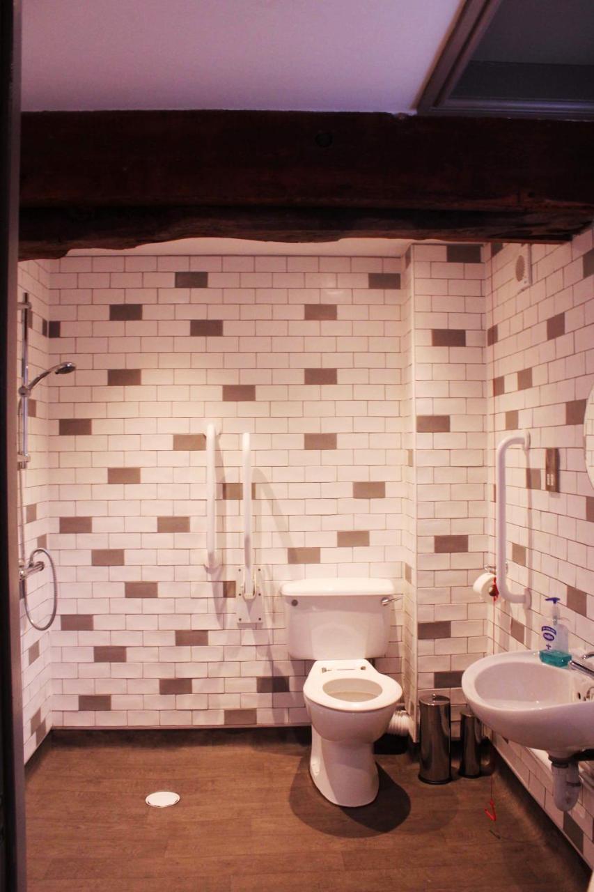 Red Lion Coaching Inn Ellesmere Esterno foto